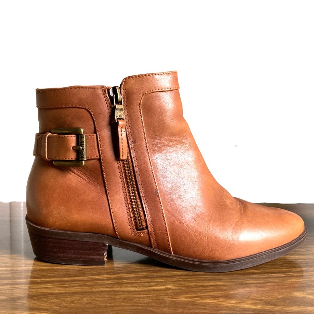 Ralph Lauren Shelli Leather Ankle Booties | Size: 7